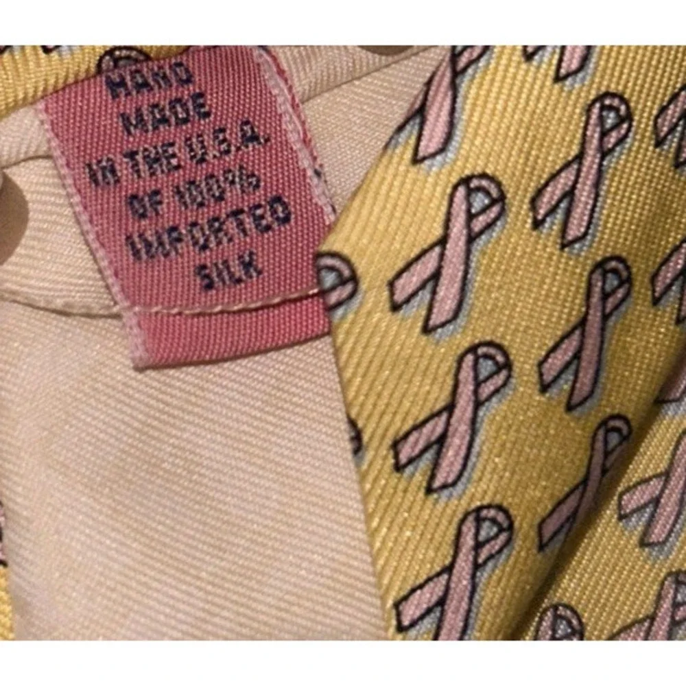 Vineyard Vines YELLOW NECK TIE Pink Ribbon Breast Cancer Awareness USA 100% Silk